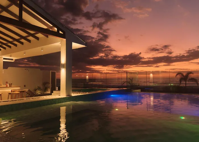 Alesea Baroro, La Union, Private Modern Villa With Pool, Jacuzzi, Beachfront View San Juan 